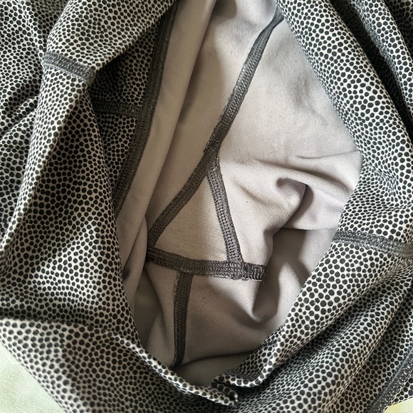 Lululemon Wunder Under Crop Hi Rise - Picture 10 of 11